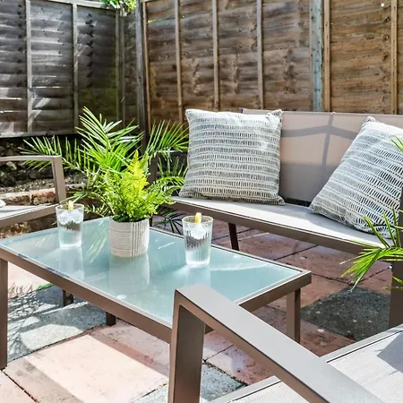 West Lodge- Cosy Home From Home With 3 Bedrooms Worthing Exterior foto